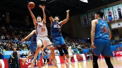 皮克反思嘘声背后：国家队留任或为无声惩罚