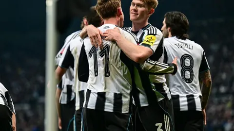 新能源车主不再担忧续航，畅享咖啡时光与极速充电新体验！